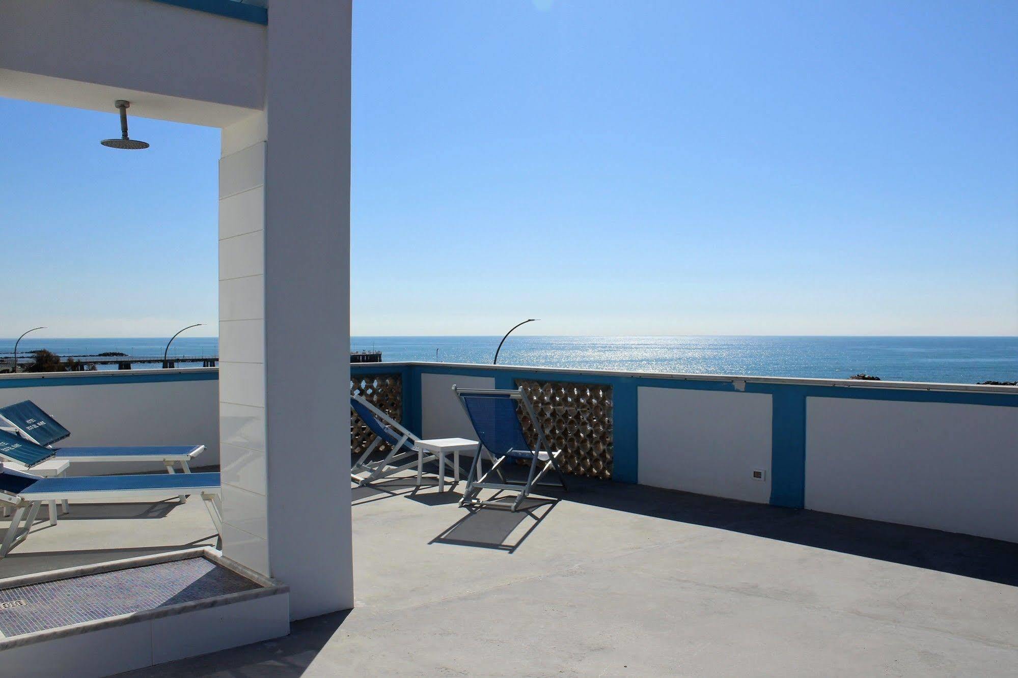 מרינה די מסה Hotel Eco Del Mare מראה חיצוני תמונה
